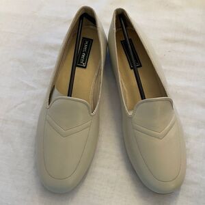 DANIEL GREEN LEATHER SLIPPERS.  New